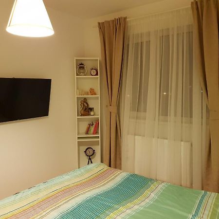 Cozy Apartament 3 Min To Subway 24H7 Check In Popesti-Leordeni Exterior foto